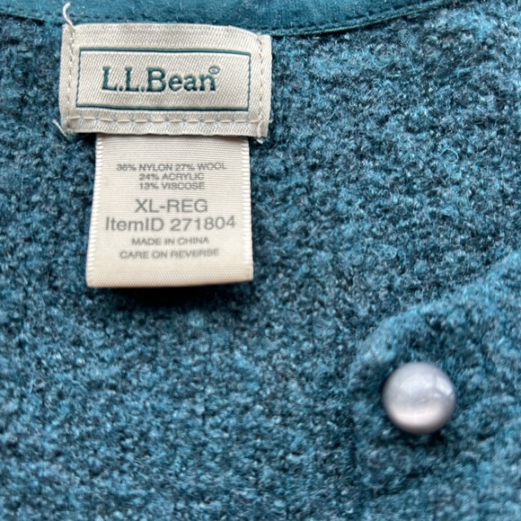Women’s LL Bean Size 16 Cardigan - Picture 2 of 3
